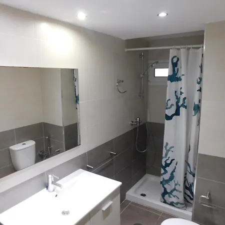 Playamar Beach&pool Seaview, 5 Min From The *