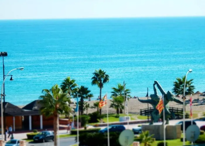 Apartment Playamar Beach&pool Seaview, 5 Min From The