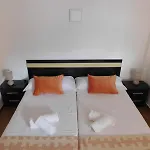 Playamar Beach&pool Seaview, 5 Min From The