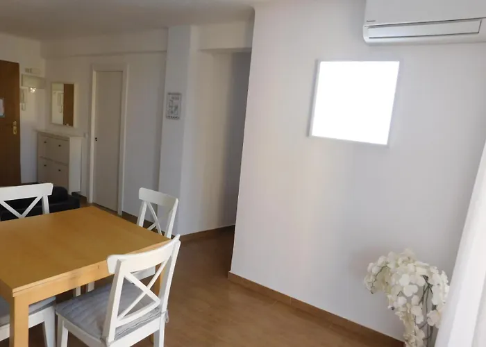 Playamar Beach&pool Seaview, 5 Min From The Appartement Torremolinos